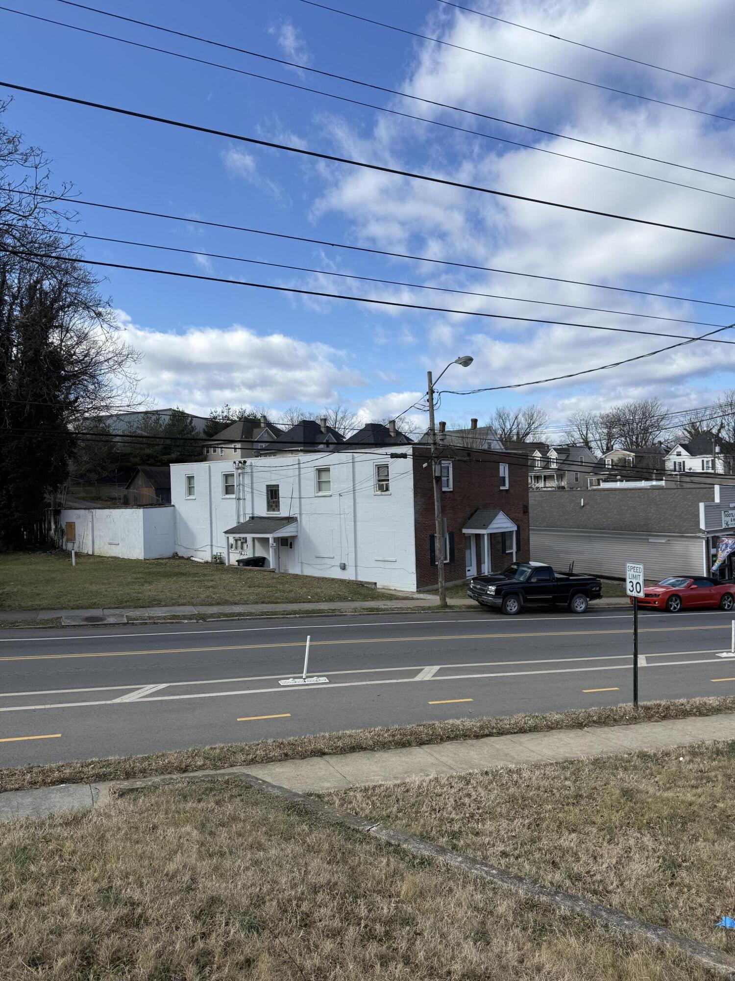 913 9th Street Southeast Roanoke, VA 24013 - Photo 20 of 20 a view of a city street