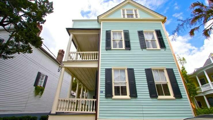 27 Smith Street, Unit A Charleston, SC 29401 - Photo 2 of 28 tempImageUAby90