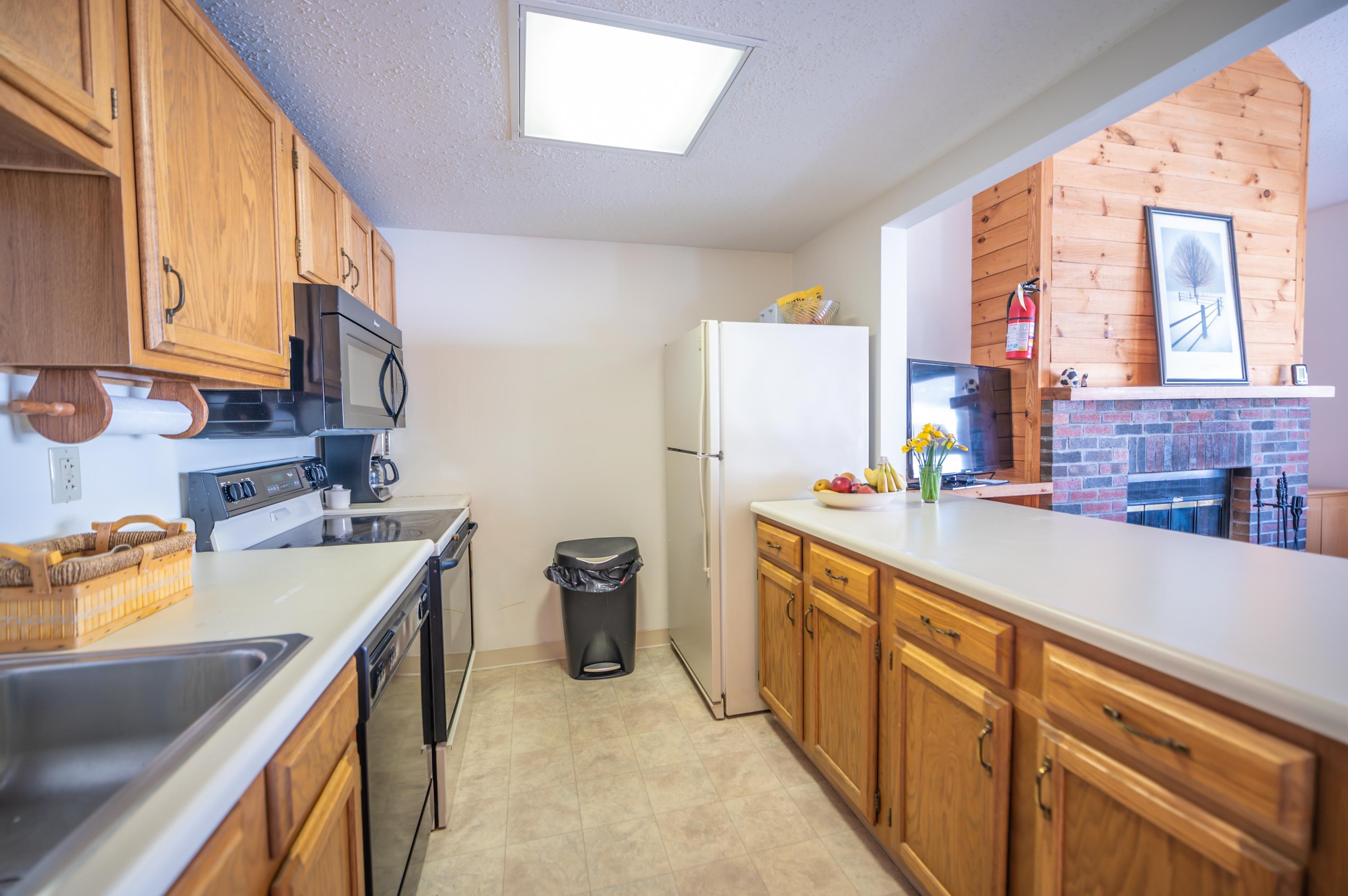 339 K Handle Road, Unit ELMS K West Dover, VT 05356 - Photo 3 of 28 Gallery Image 3