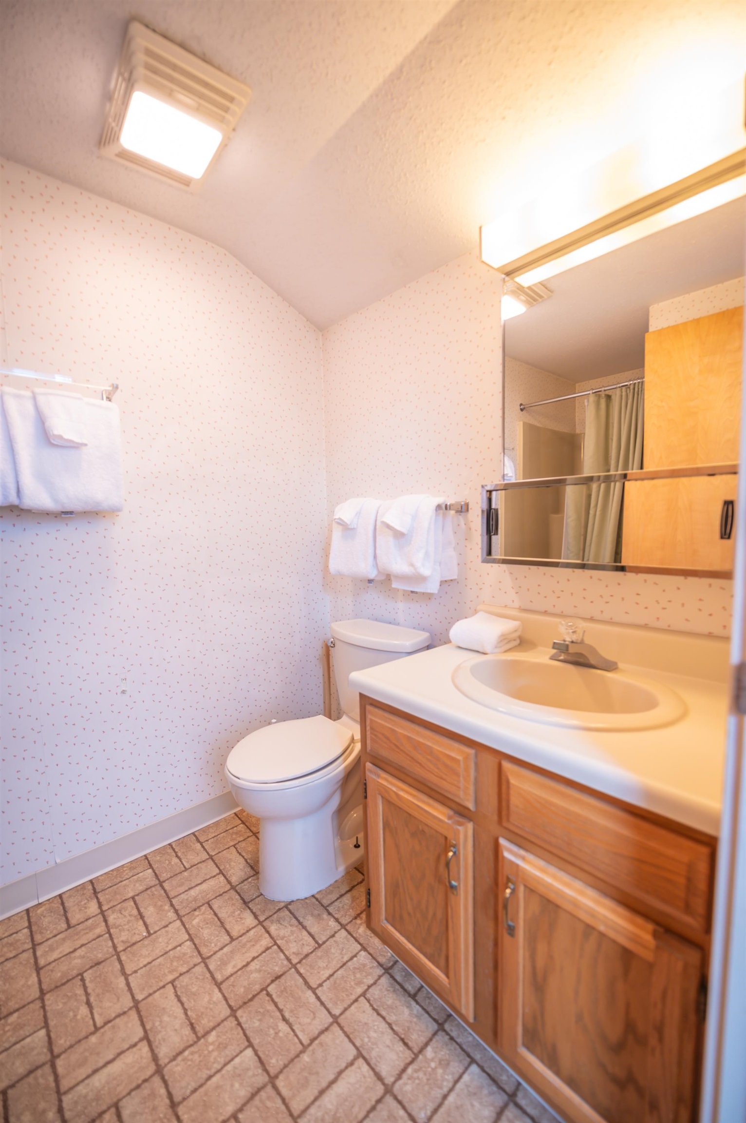 339 K Handle Road, Unit ELMS K West Dover, VT 05356 - Photo 10 of 28 Gallery Image 10