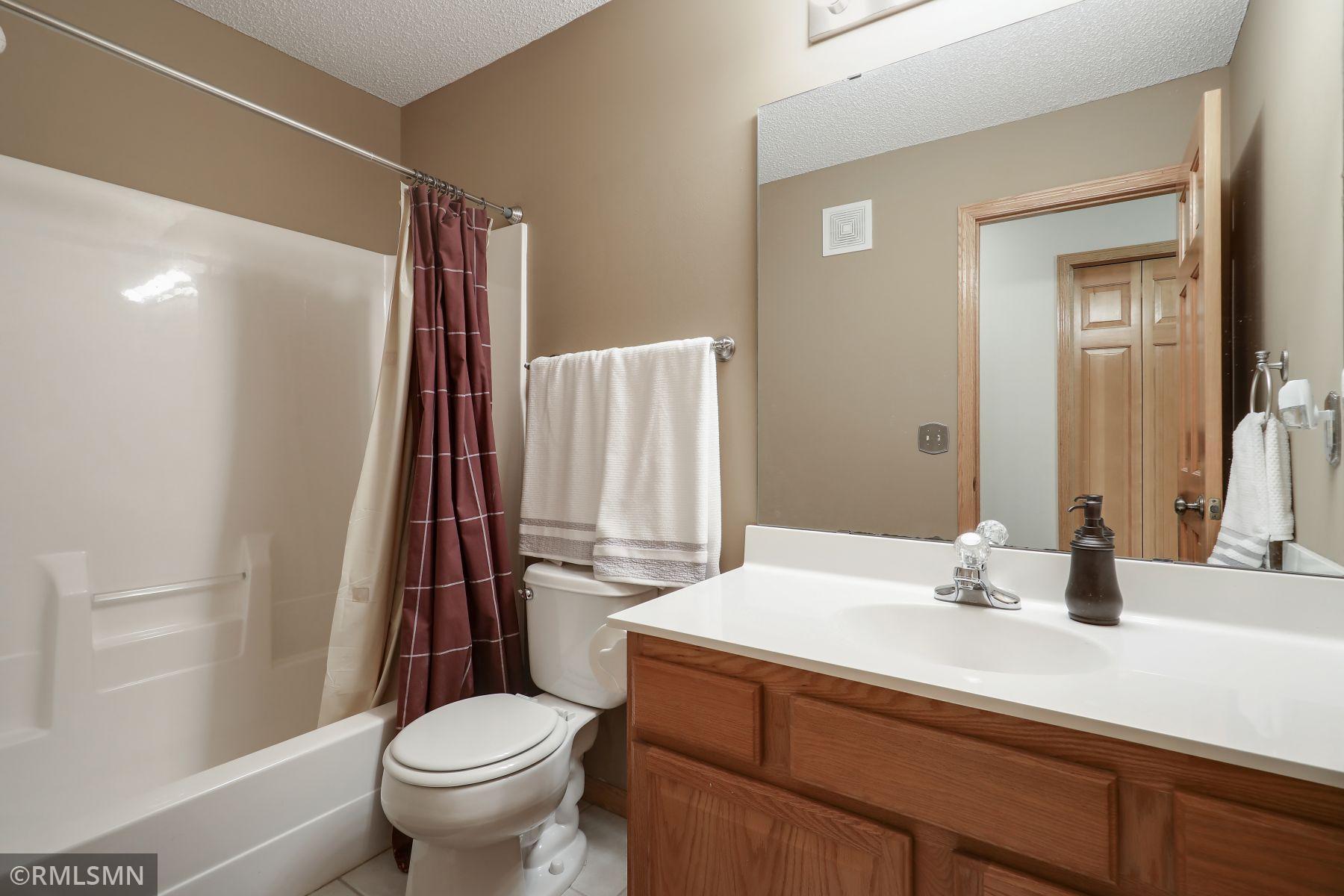 18902 Inlet Road Lakeville, MN 55044 - Photo 18 of 24 Gallery Image 18