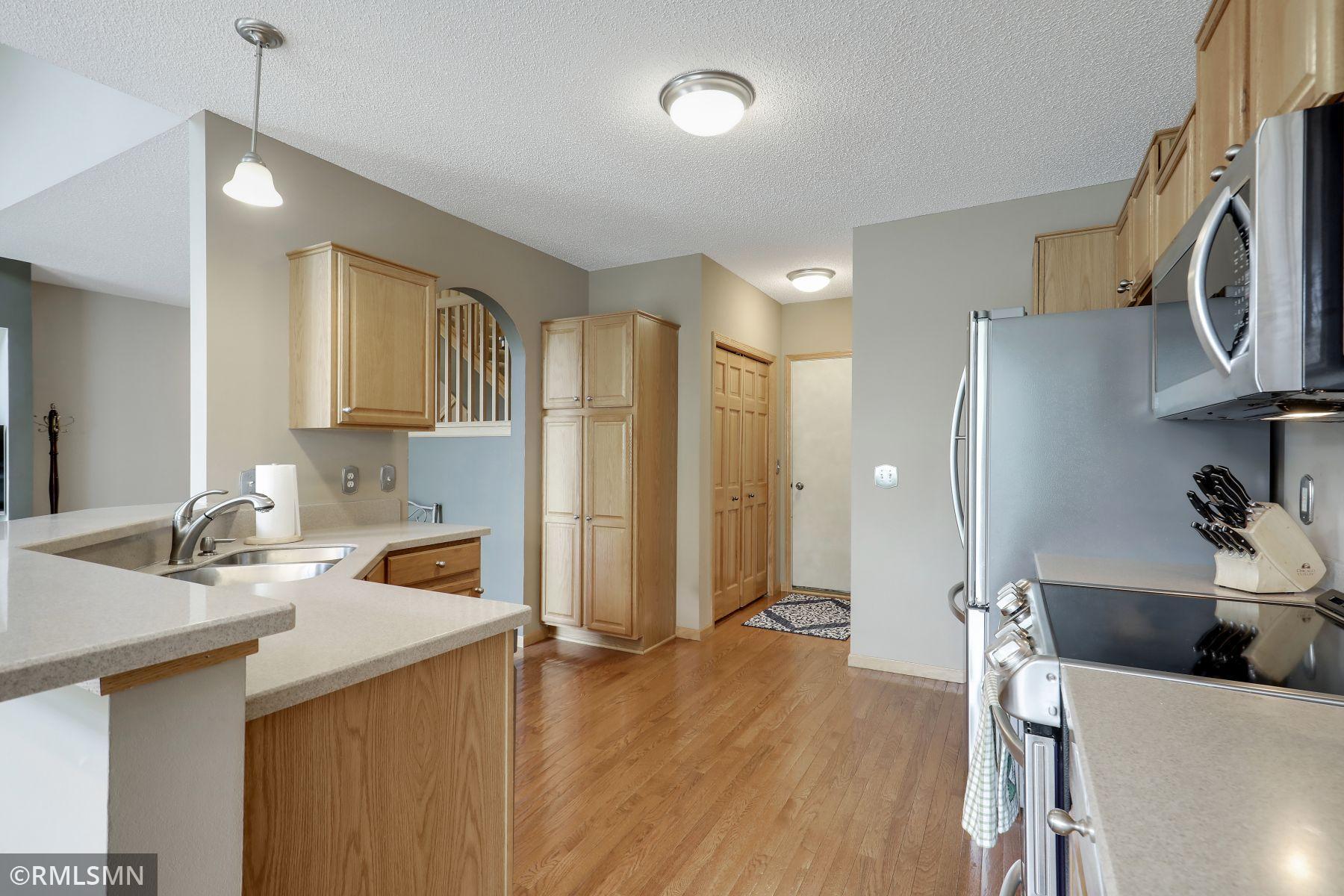 18902 Inlet Road Lakeville, MN 55044 - Photo 7 of 24 Gallery Image 7