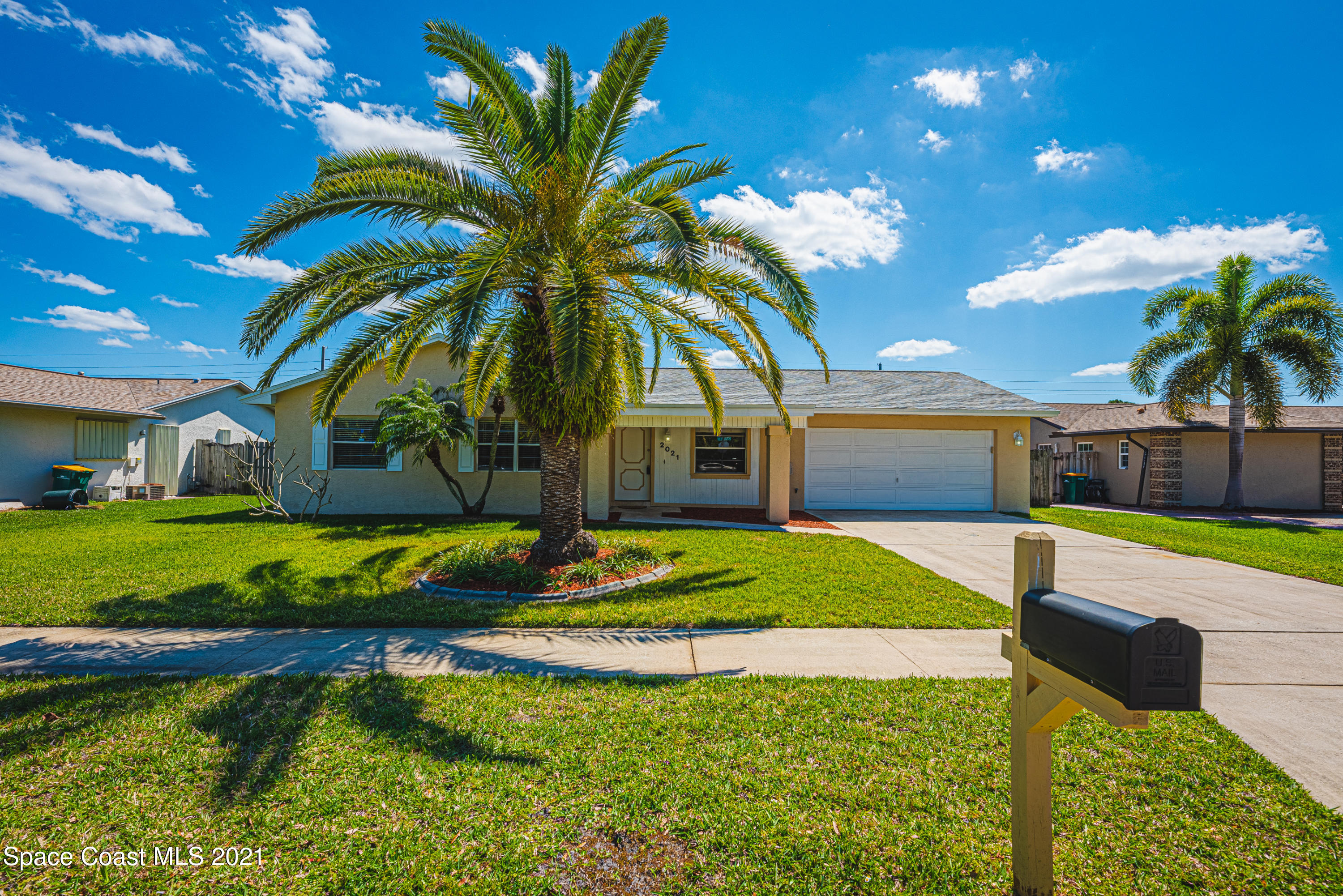2021 Tallpine Road Melbourne, FL 32935 - Photo 43 of 44 JC7_2425-HDR