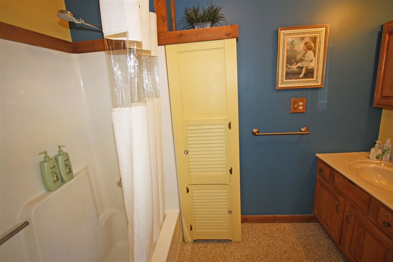 2010 West Till Road Fort Wayne, IN 46818 - Photo 19 of 29