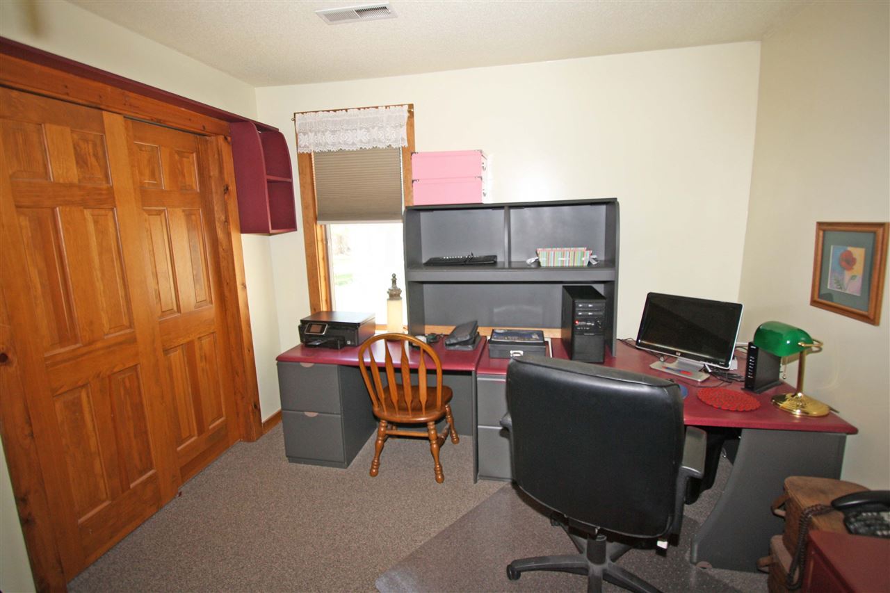 2010 West Till Road Fort Wayne, IN 46818 - Photo 20 of 29