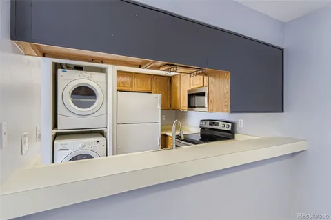 $295,000 | 8376 South Upham Way, Unit A305, Littleton, CO 80128