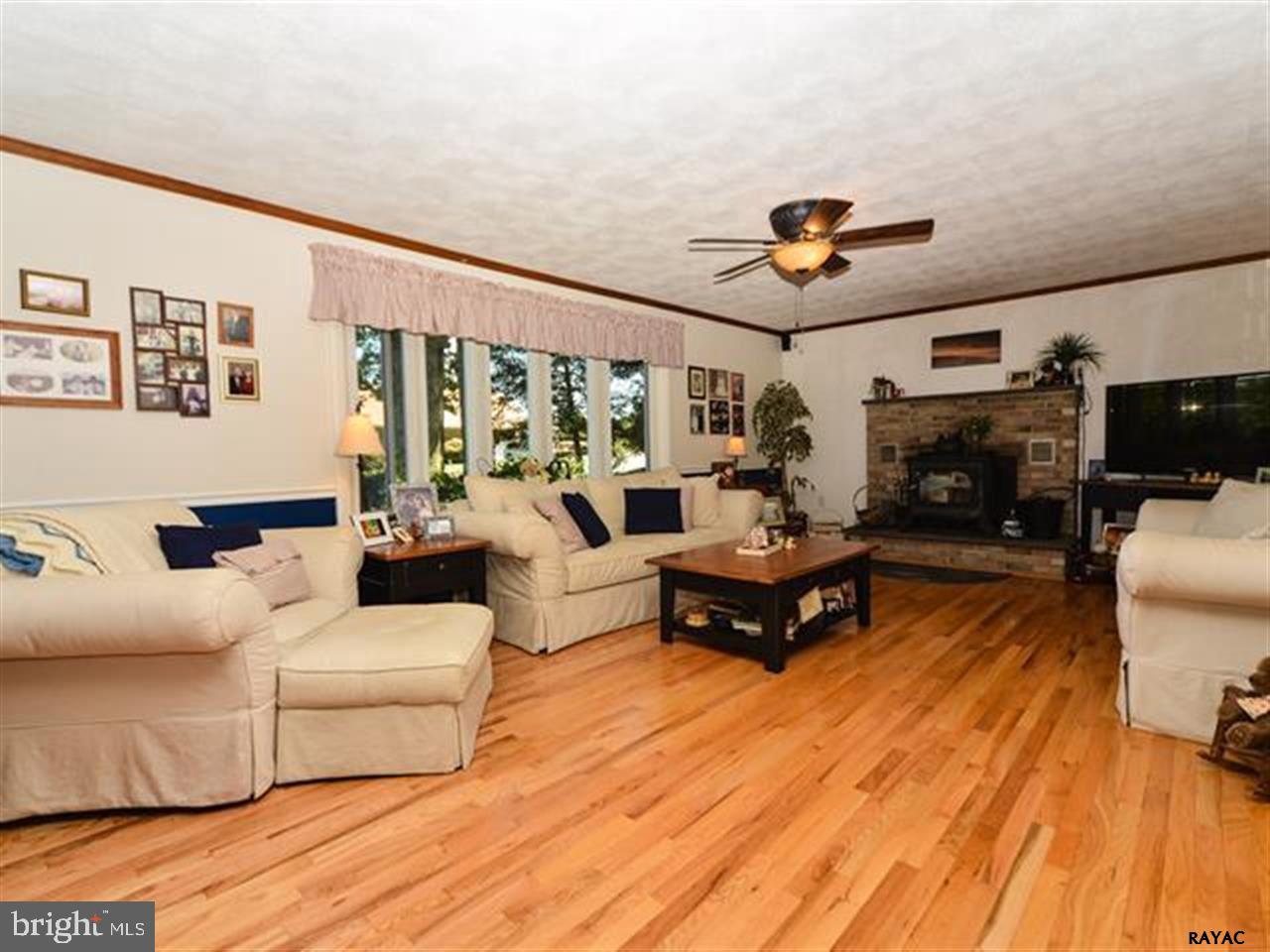 106 Reehling Road New Freedom, PA 17349 - Photo 9 of 24 Gallery Image 9