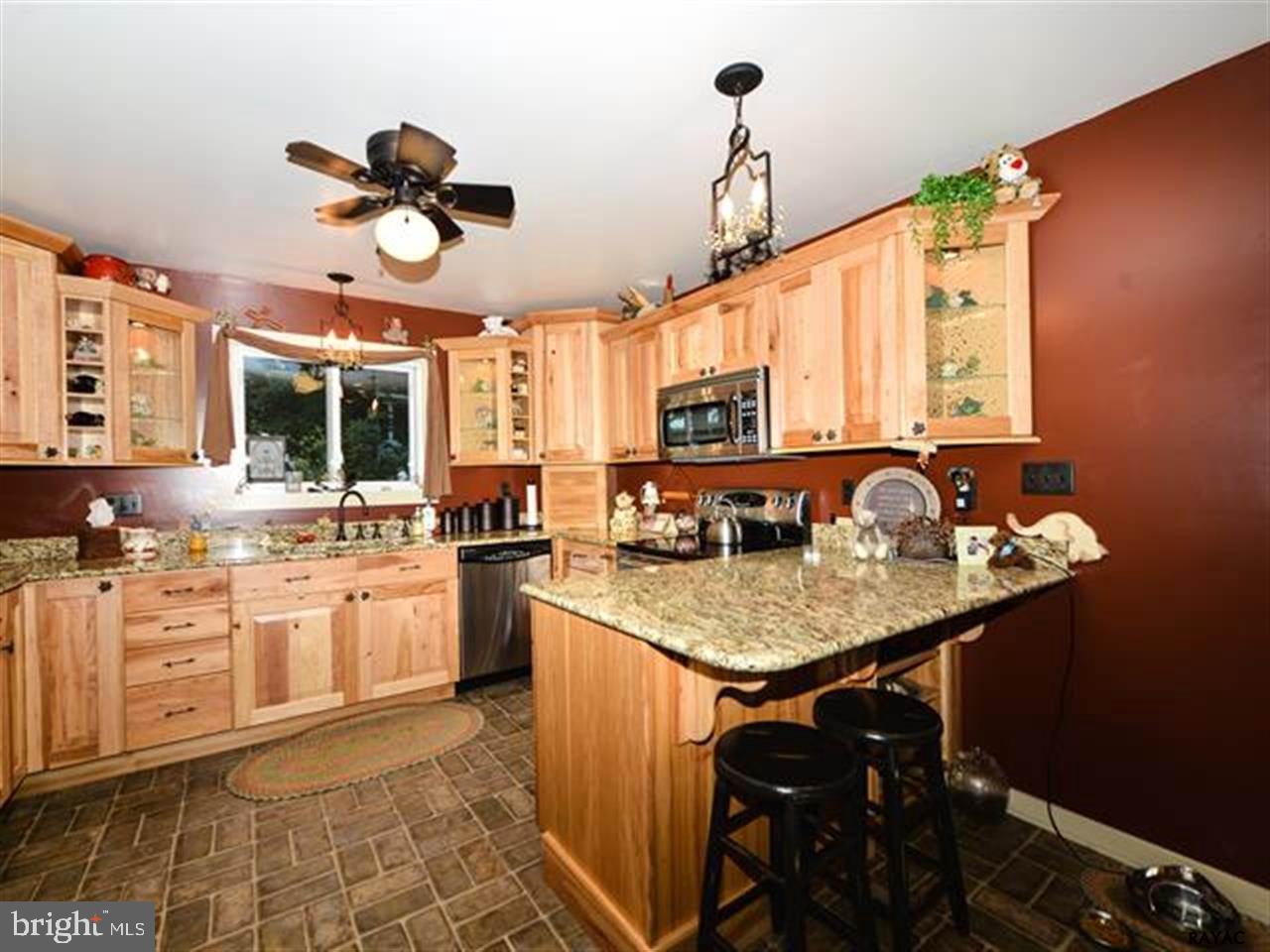 106 Reehling Road New Freedom, PA 17349 - Photo 10 of 24 Gallery Image 10
