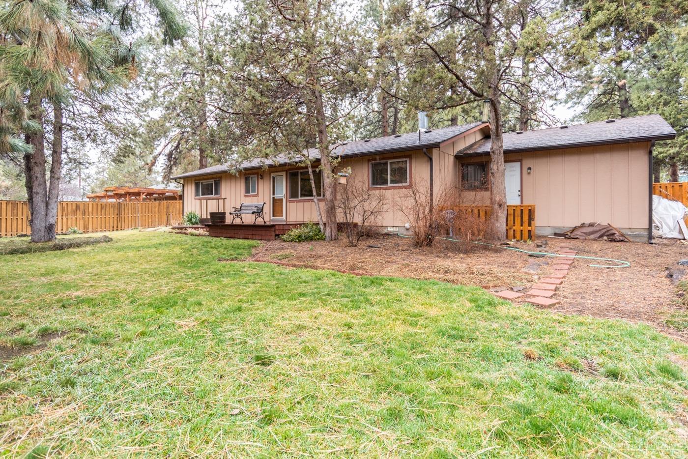 20249 Rae Road Bend, OR 97702 - Photo 22 of 23 Additional Photo