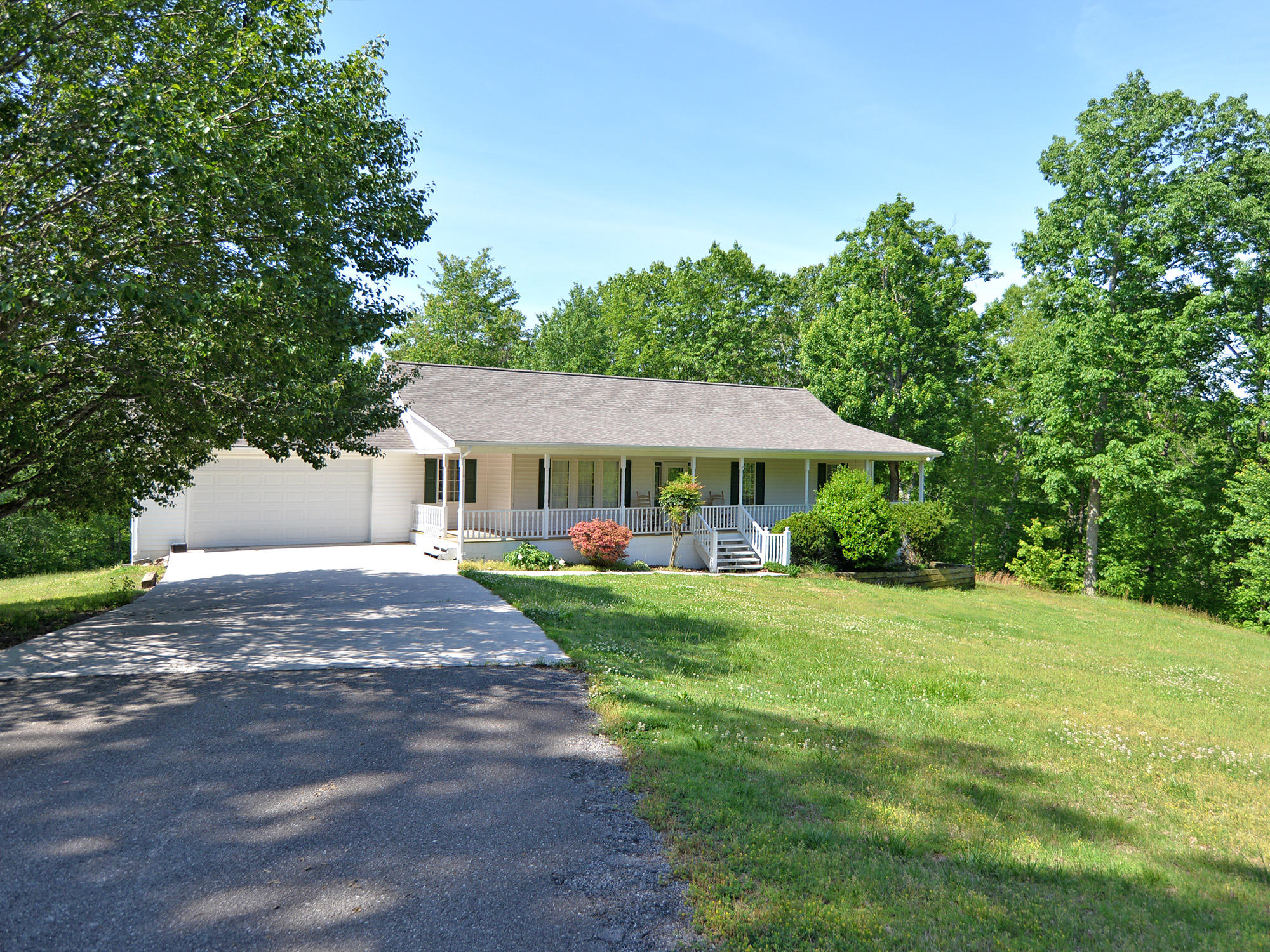 4054 Demory Road La Follette, TN 37766 - Photo 1 of 22 4054 Demory