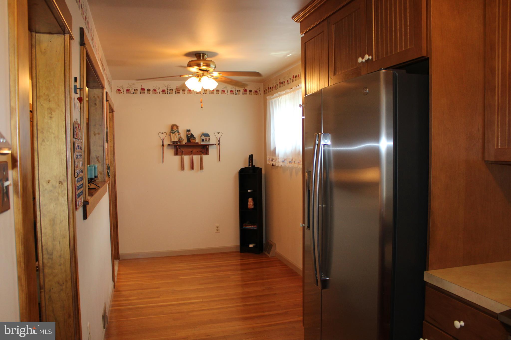 241 Acres Drive Ridley Park, PA 19078 - Photo 8 of 27