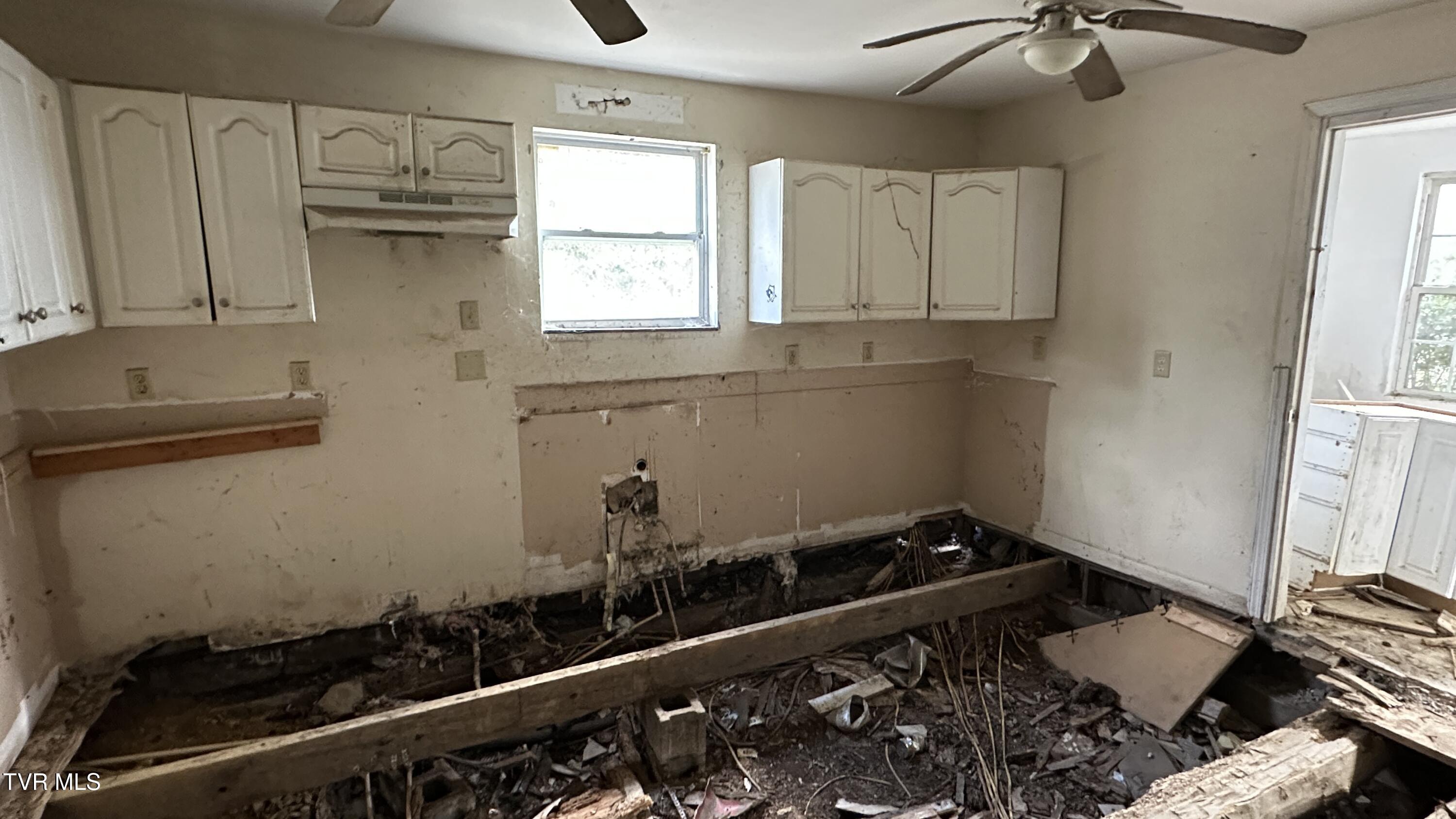 2459 Old State Rte 34 Limestone, TN 37681 - Photo 52 of 71 Old St Rte 34__43