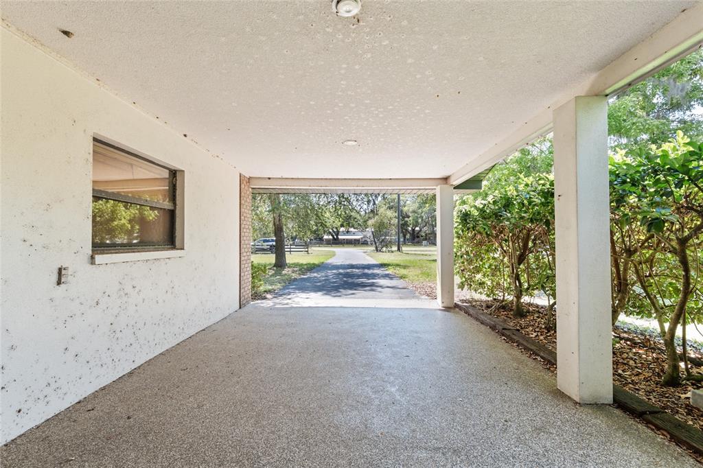 4367 Highway 301 Bushnell, FL 33513 - Photo 4 of 44 a view of a room with front door