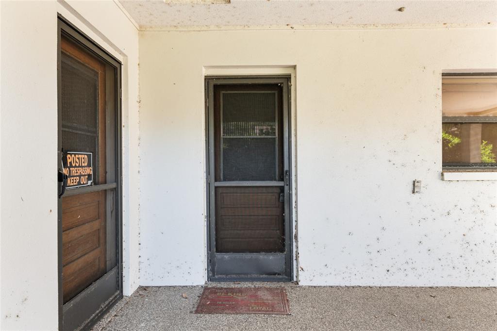 4367 Highway 301 Bushnell, FL 33513 - Photo 5 of 44 a view of front door