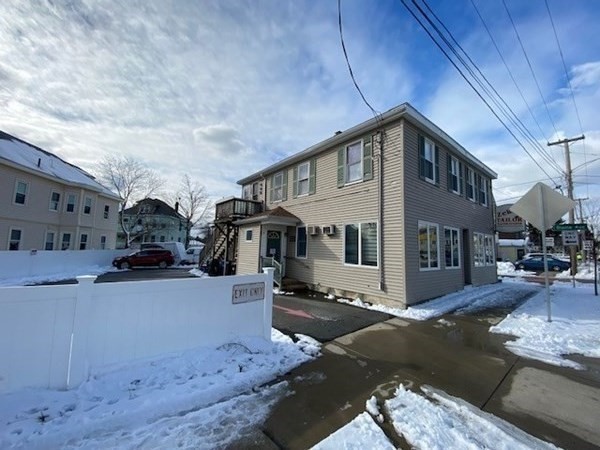 492 Cabot Street Beverly, MA 01915 - Photo 4 of 24 Gallery Image 4