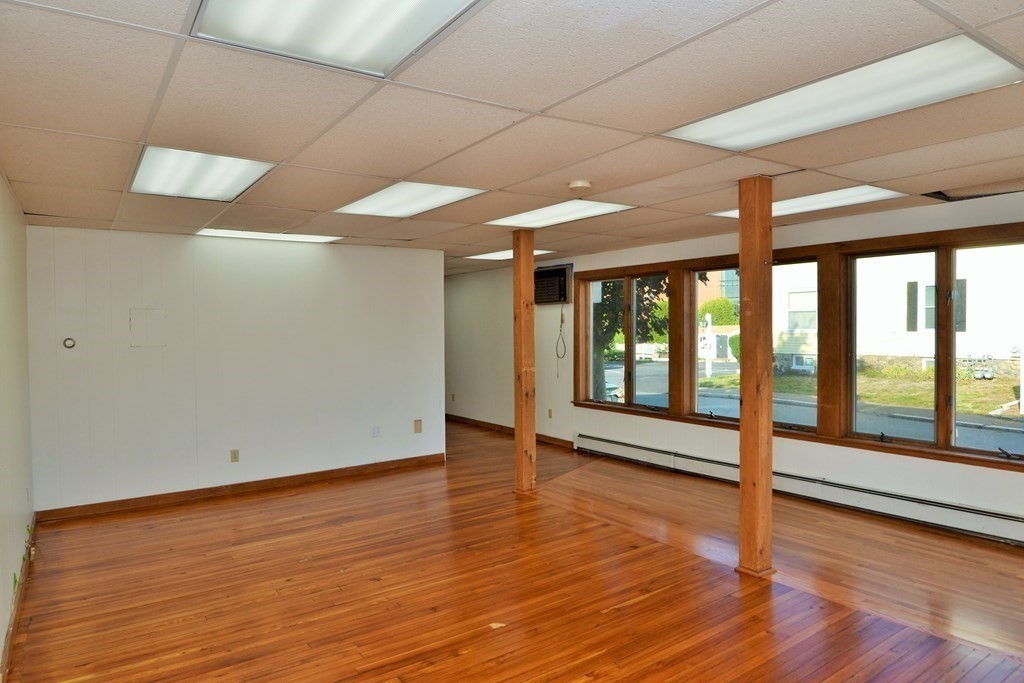 492 Cabot Street Beverly, MA 01915 - Photo 6 of 24 Gallery Image 6