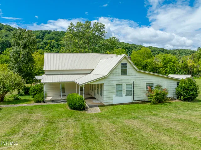 $525,000 | 1875 East Highway 25 70, Newport, TN 37821