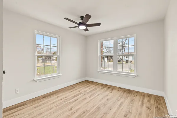 $1,750 | 2018 East Drexel Avenue, San Antonio, TX 78210