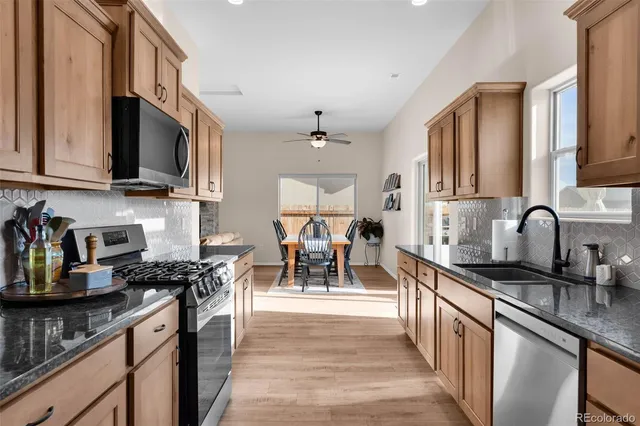 $469,900 | 1712 Kingfisher Lane, Pueblo, CO 81008