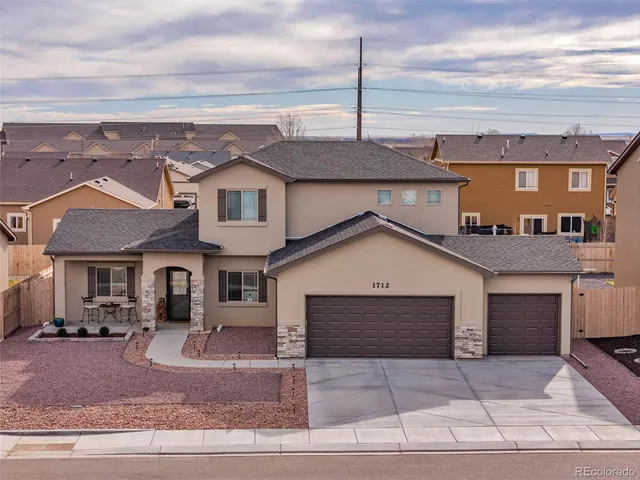 $469,900 | 1712 Kingfisher Lane, Pueblo, CO 81008