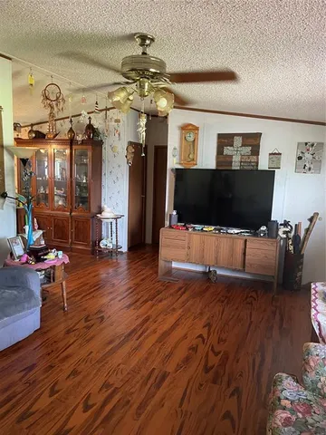 $240,000 | 735 Hight Road, Waxahachie, TX 75167