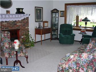 11 Tollhouse Road Mount Holly, NJ 08060 - Photo 4 of 10 Gallery Image 4