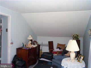 24 Great Oak Road Levittown, PA 19057 - Photo 4 of 4 Gallery Image 4