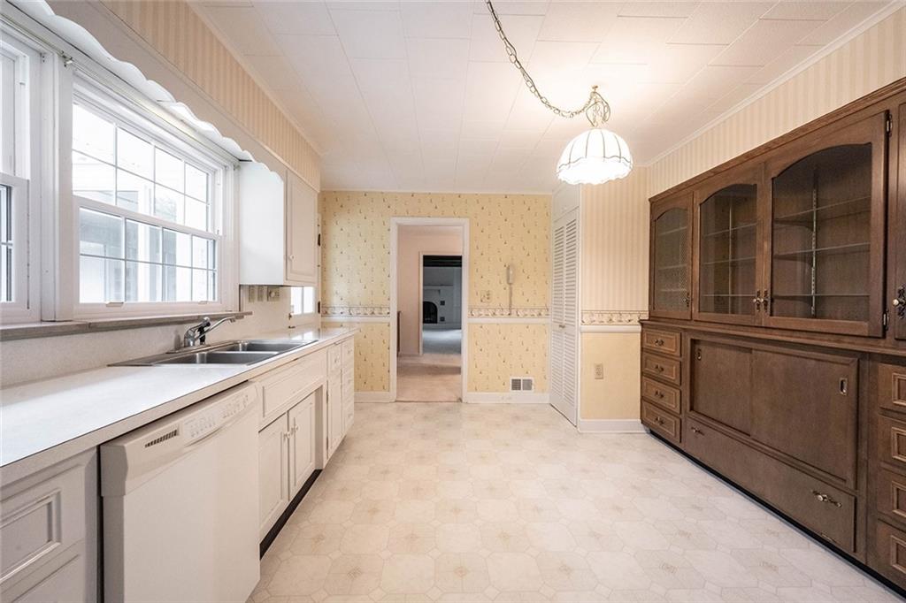 125 Knoll Road Anderson, IN 46011 - Photo 14 of 59 Gallery Image 14