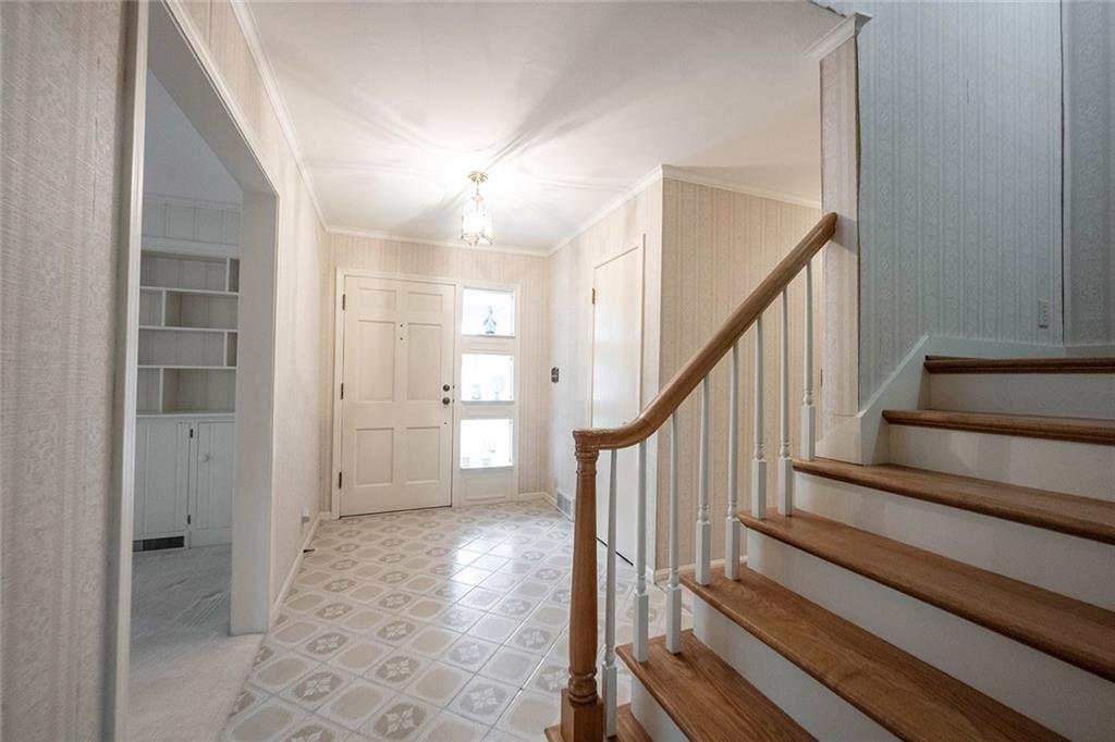 125 Knoll Road Anderson, IN 46011 - Photo 5 of 59 Gallery Image 5