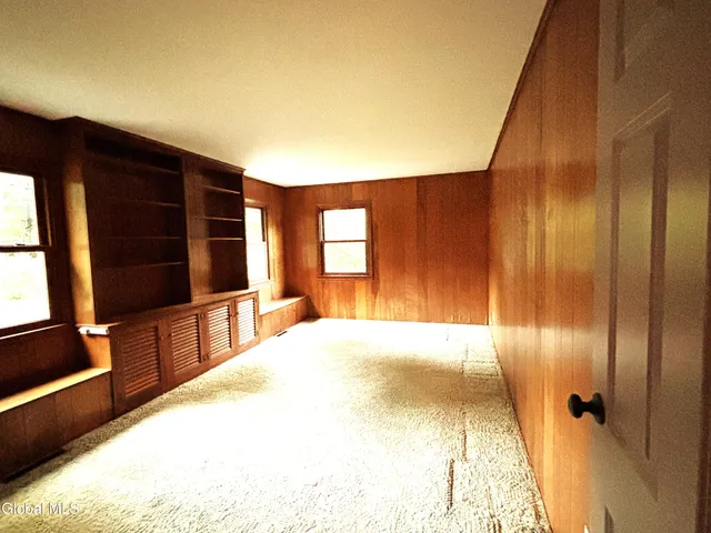 $450,000 | 102 Woodhaven Drive, Glenville, NY 12302