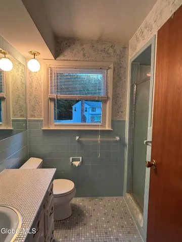 $450,000 | 102 Woodhaven Drive, Glenville, NY 12302