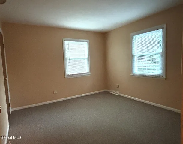 $450,000 | 102 Woodhaven Drive, Glenville, NY 12302