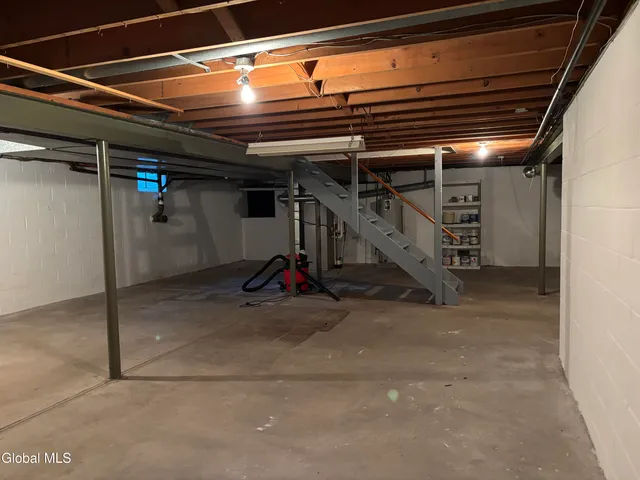 $450,000 | 102 Woodhaven Drive, Glenville, NY 12302