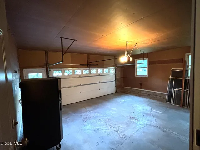 $450,000 | 102 Woodhaven Drive, Glenville, NY 12302