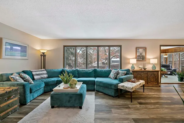 $550,000 | 16201 Hillcrest Lane, Eden Prairie, MN 55346