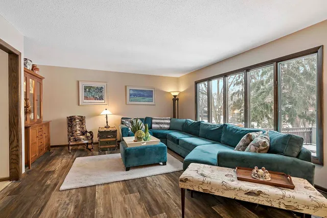 $550,000 | 16201 Hillcrest Lane, Eden Prairie, MN 55346