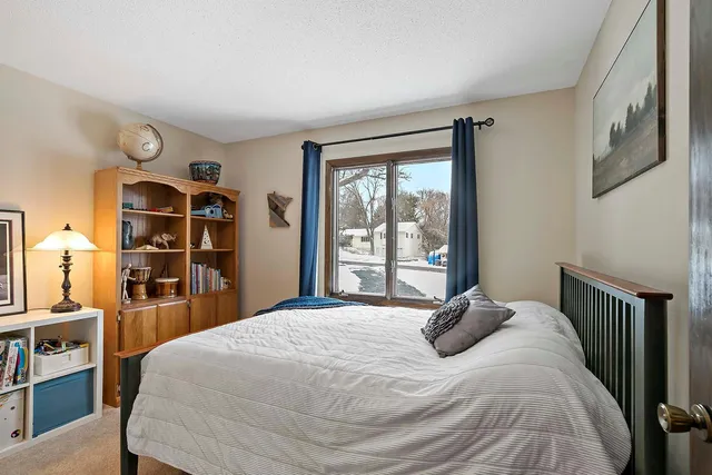 $550,000 | 16201 Hillcrest Lane, Eden Prairie, MN 55346