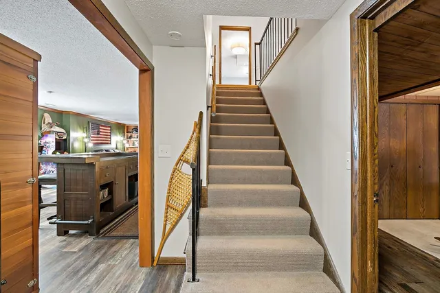 $550,000 | 16201 Hillcrest Lane, Eden Prairie, MN 55346