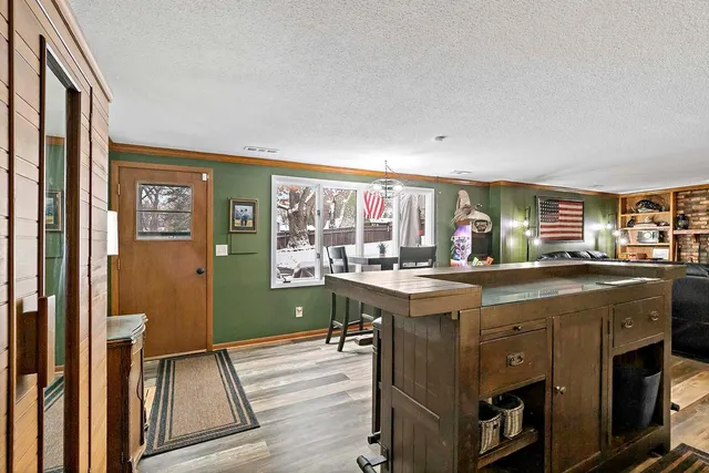 $550,000 | 16201 Hillcrest Lane, Eden Prairie, MN 55346