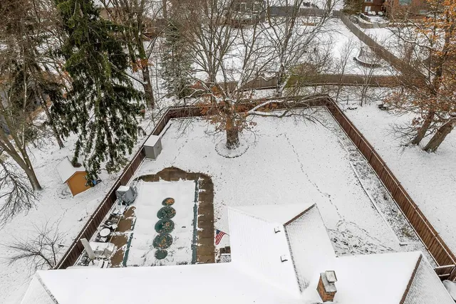 $550,000 | 16201 Hillcrest Lane, Eden Prairie, MN 55346