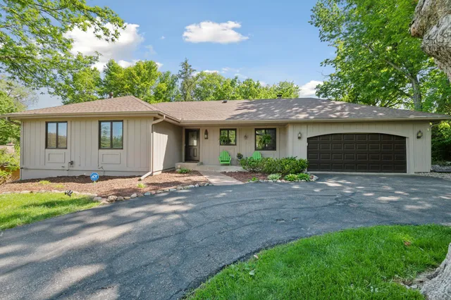 $550,000 | 16201 Hillcrest Lane, Eden Prairie, MN 55346