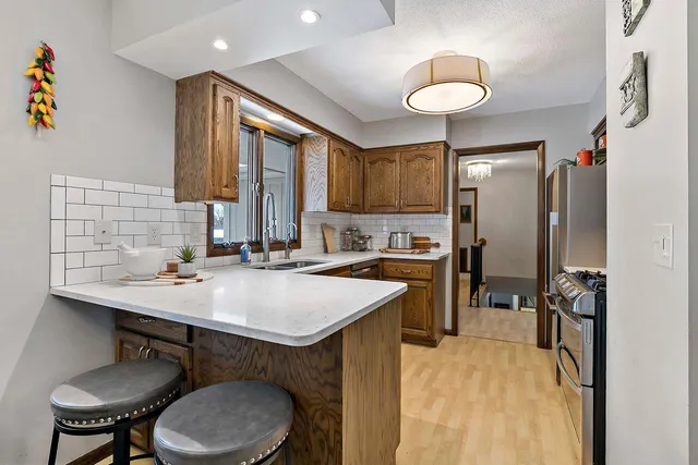 $550,000 | 16201 Hillcrest Lane, Eden Prairie, MN 55346