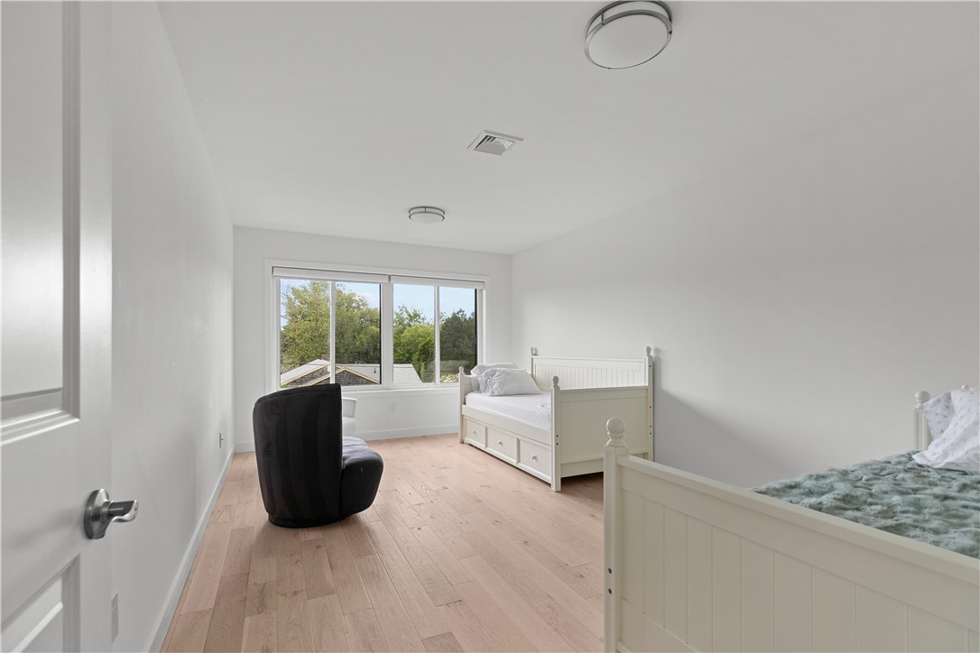 27 Weatherly Avenue Newport, RI 02840 - Photo 14 of 27