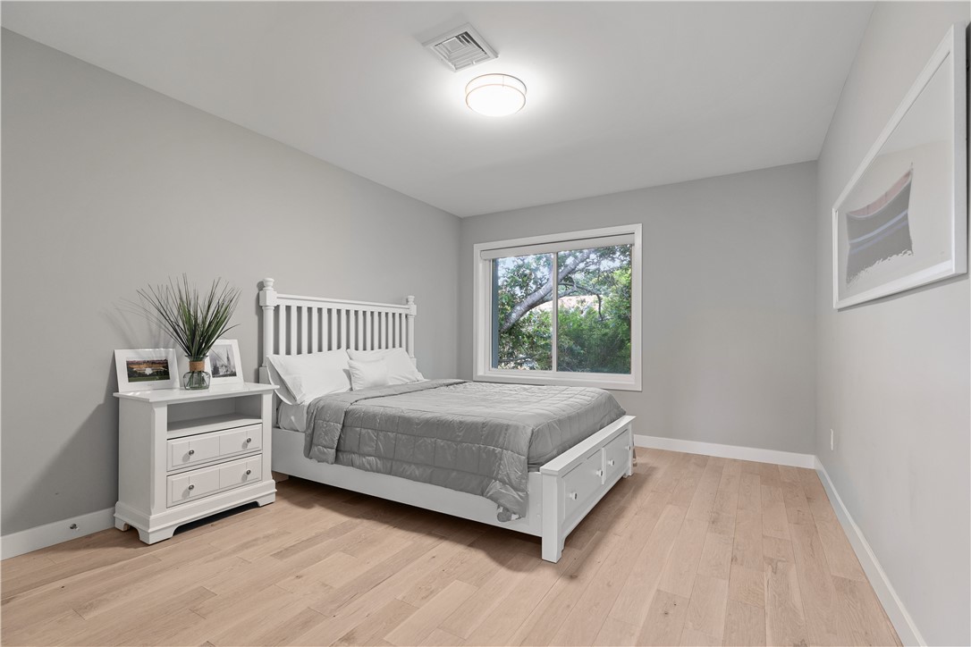 27 Weatherly Avenue Newport, RI 02840 - Photo 15 of 27