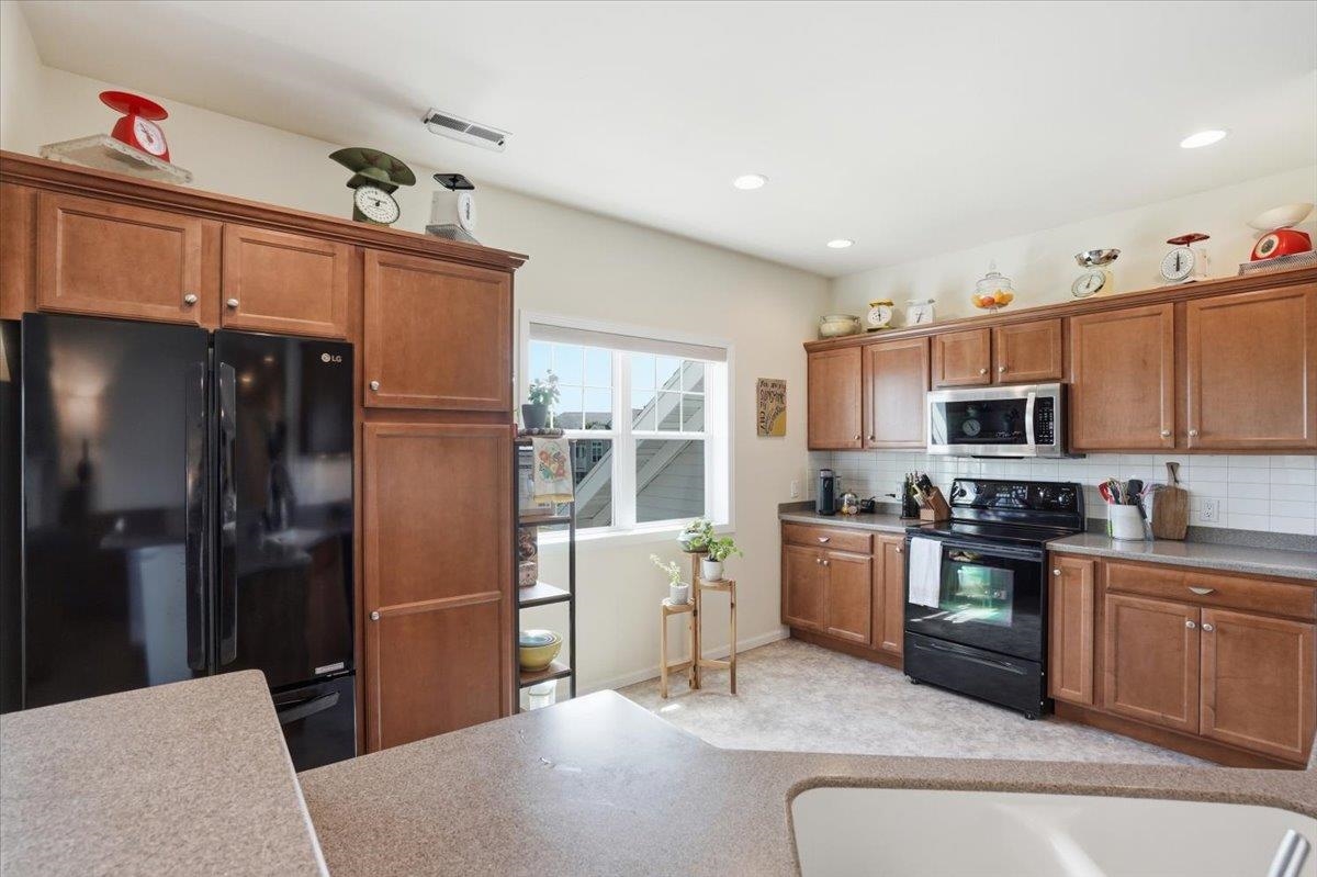 36 Keystone Way, Unit 32 Fitchburg, WI 53711 - Photo 10 of 37