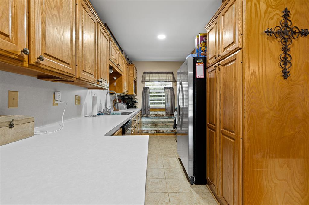 7422 Pacal Road Gilmer, TX 75645 - Photo 16 of 39