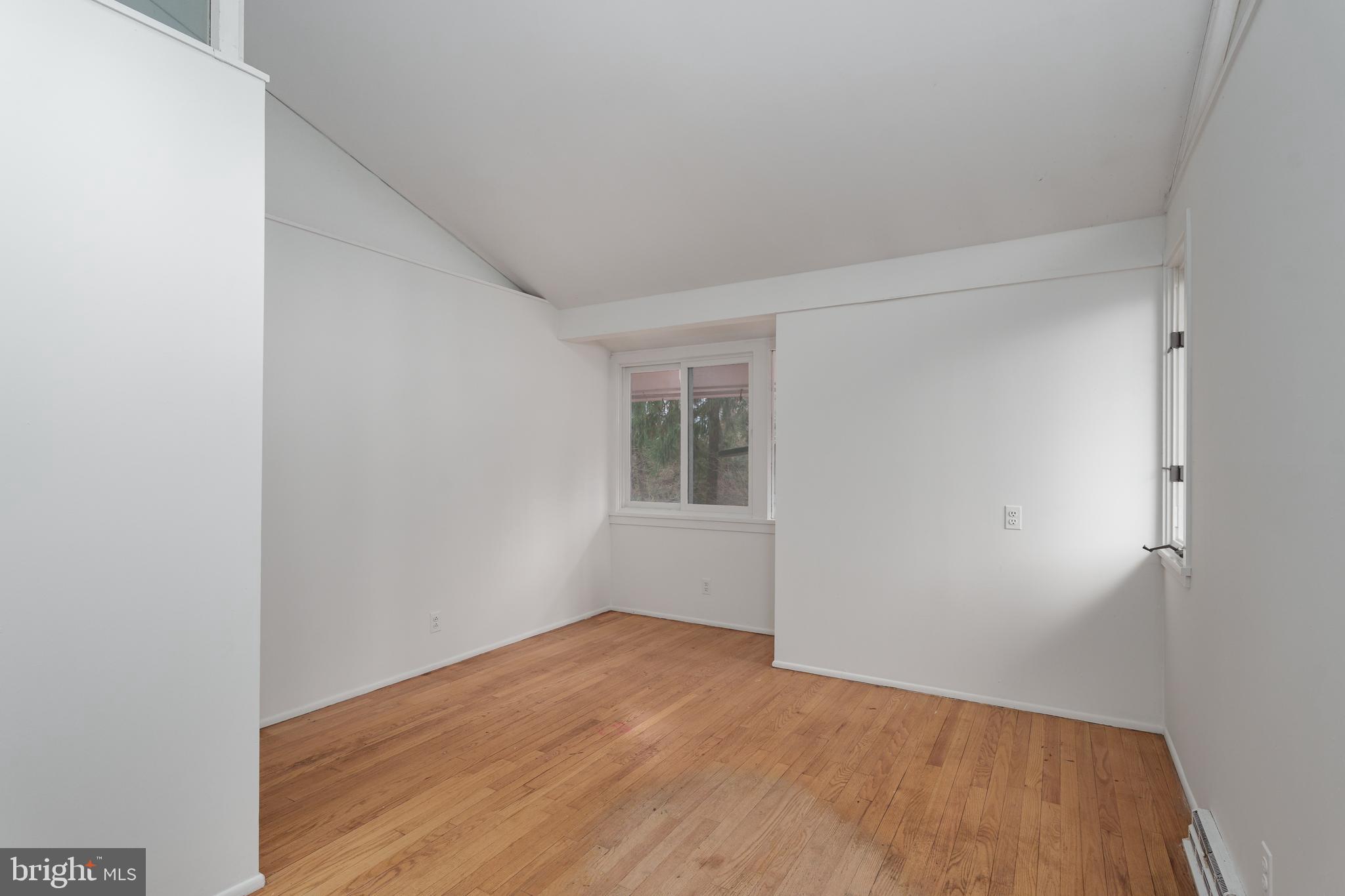 505 Prospect Avenue Princeton, NJ 08540 - Photo 21 of 28 a view of empty room with wooden floor and fan