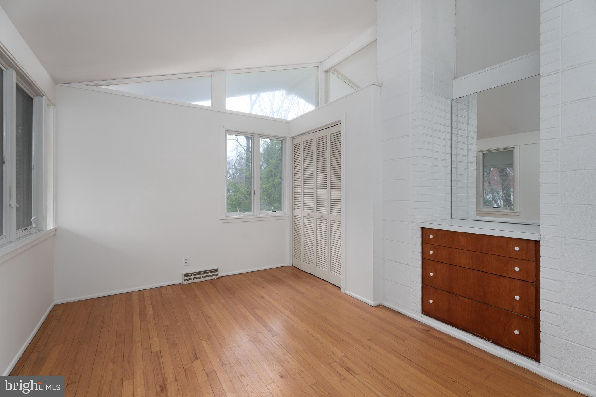 505 Prospect Avenue Princeton, NJ 08540 - Photo 23 of 28 a room with a bed and a dresser