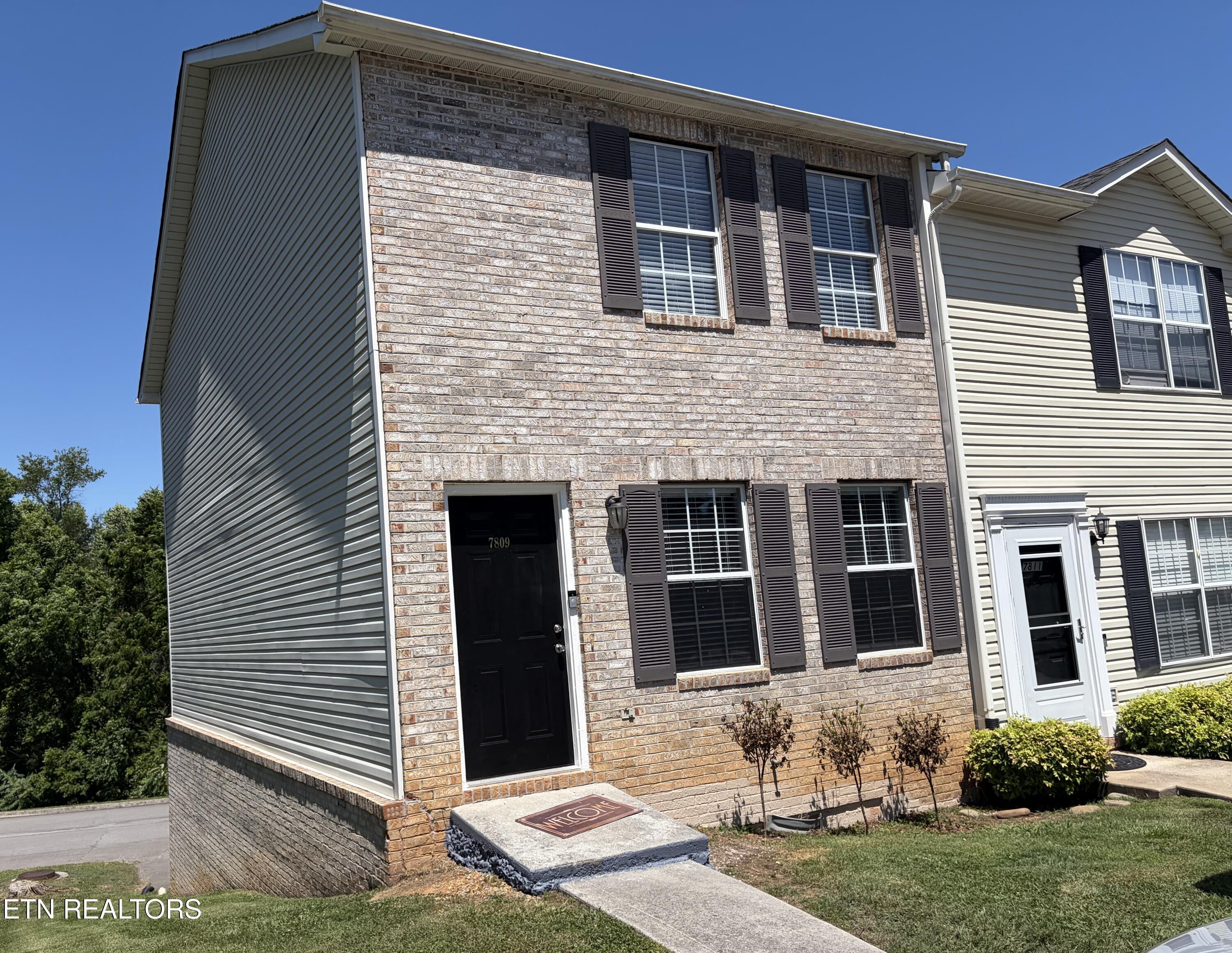 7809 Stone Garden Way Powell, TN 37849 - Photo 1 of 22 IMG_8850