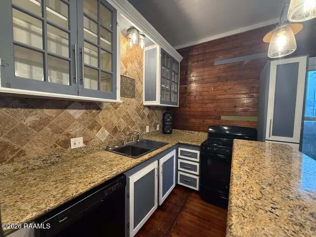 $1,300 | 426 General Mouton Avenue, Unit B, Lafayette, LA 70501